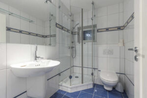 Badezimmer, Einliegerwohnung