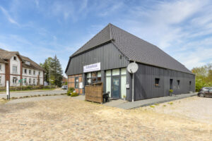 Wohn- und Geschäftshaus