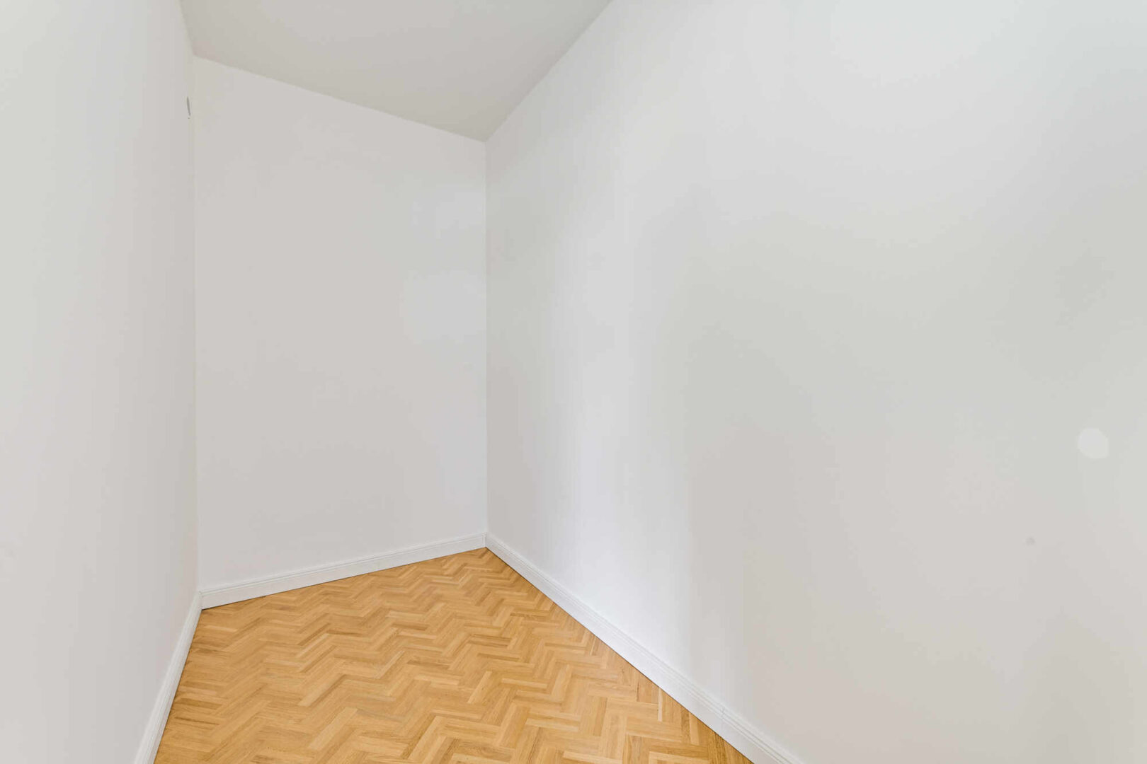 Begehbarer Kleiderschrank