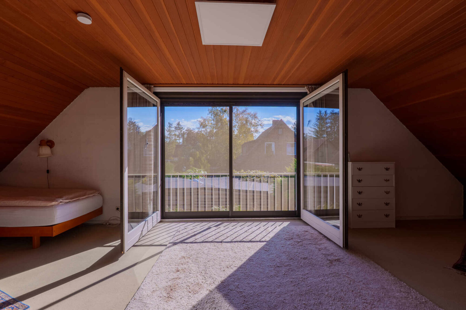 Schlafzimmer 1